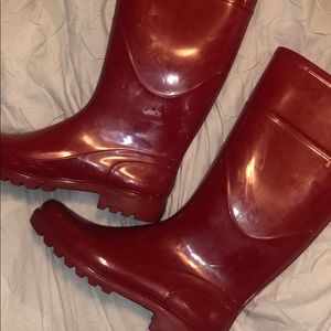 Forever 21 red rain boots